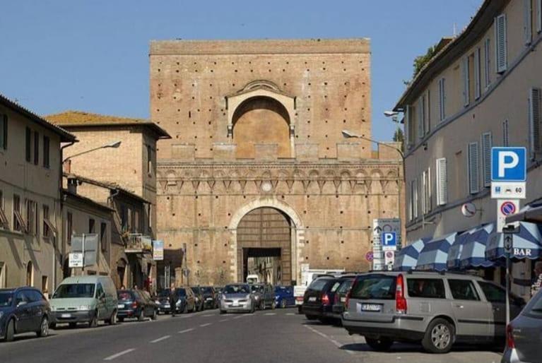 Loft P.ta Pispini: Near Piazza Del Campo W/parking * Siena