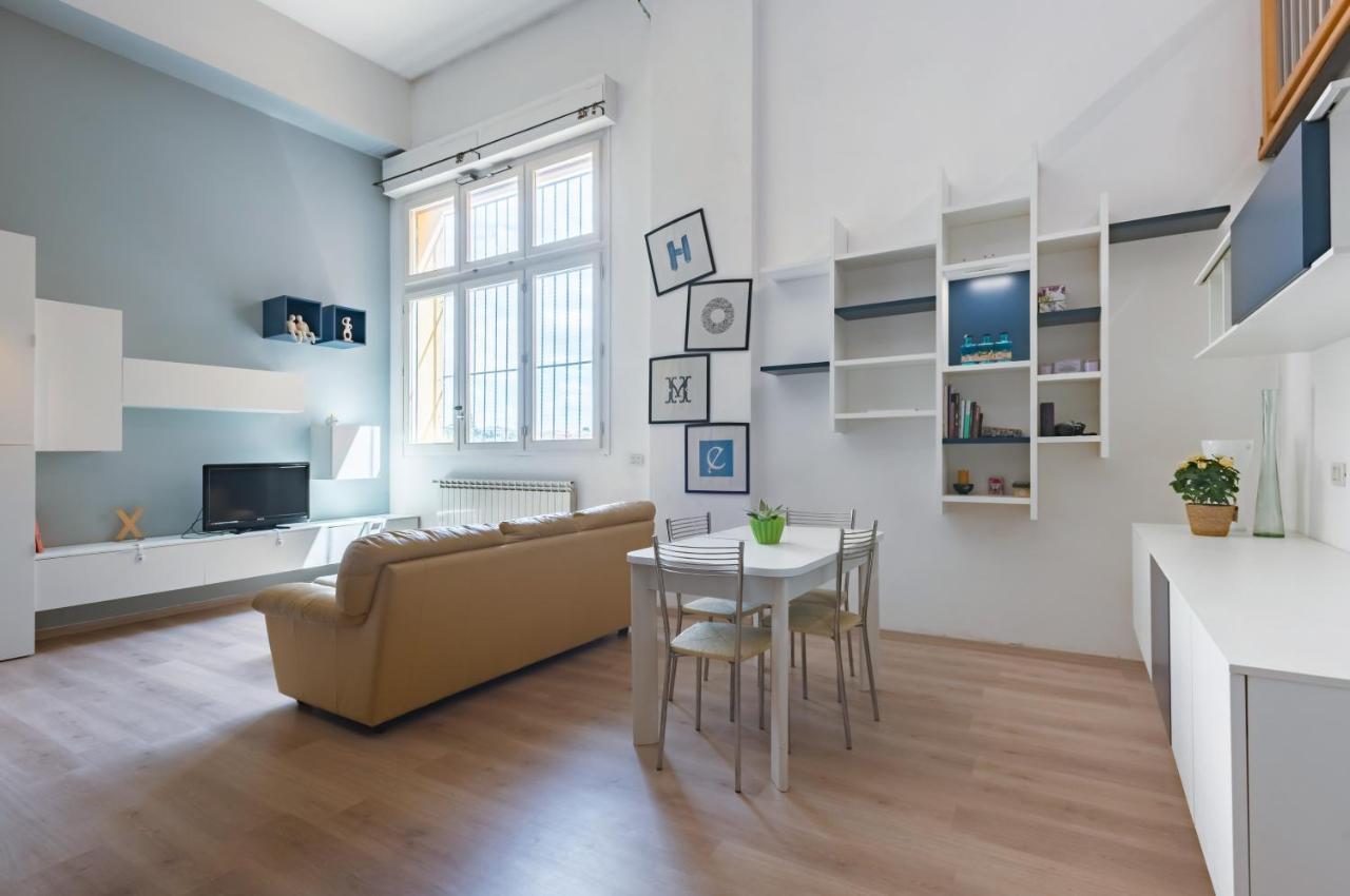 Loft P.ta Pispini: Near Piazza Del Campo W/parking Apartamento